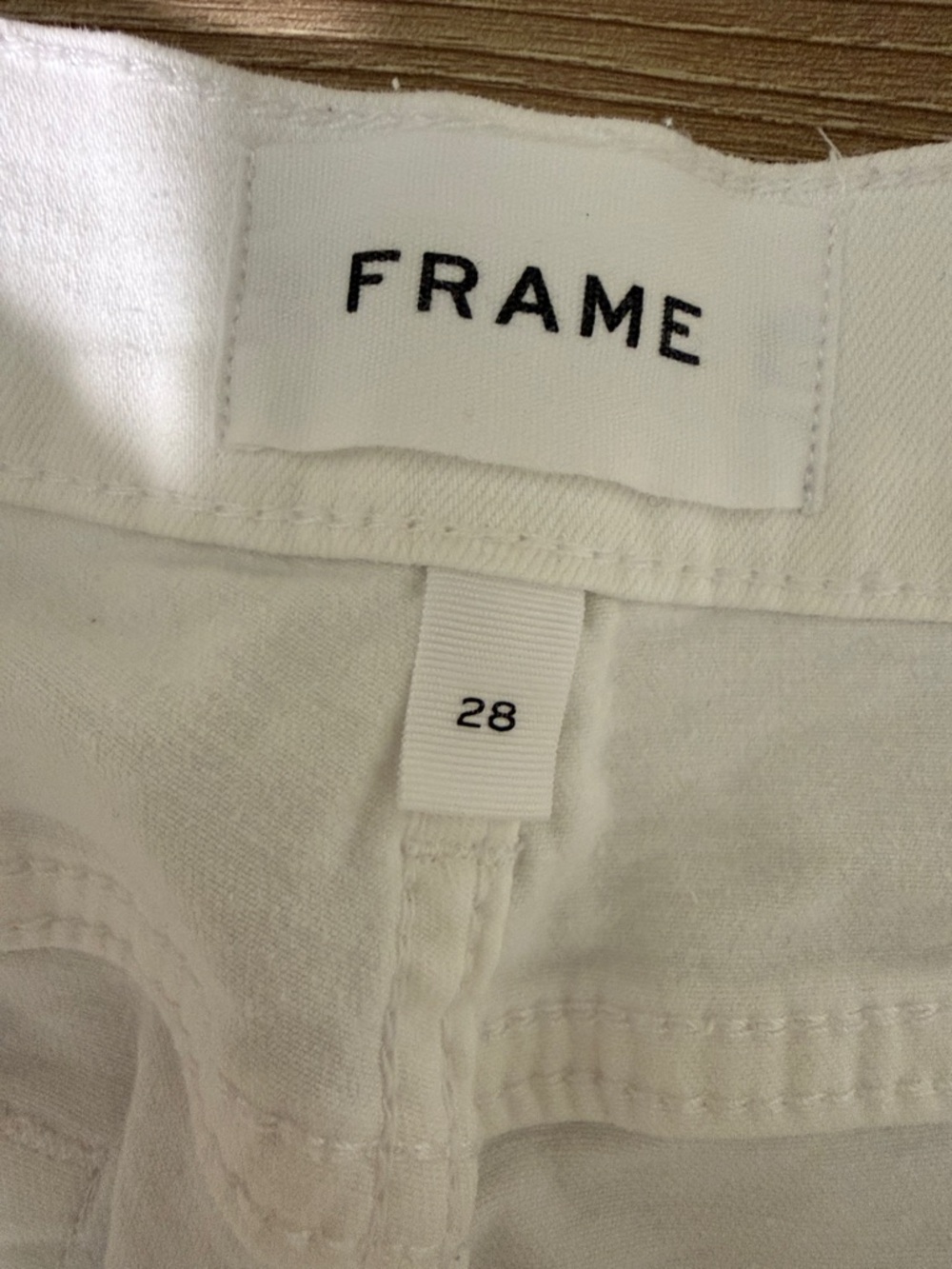 FRAME Le High Skinny Denim Jeans in White - Picture 5 of 8